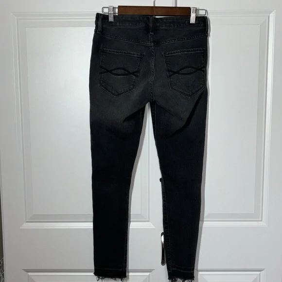 Abercrombie & Fitch Jeans - Picture 2 of 3